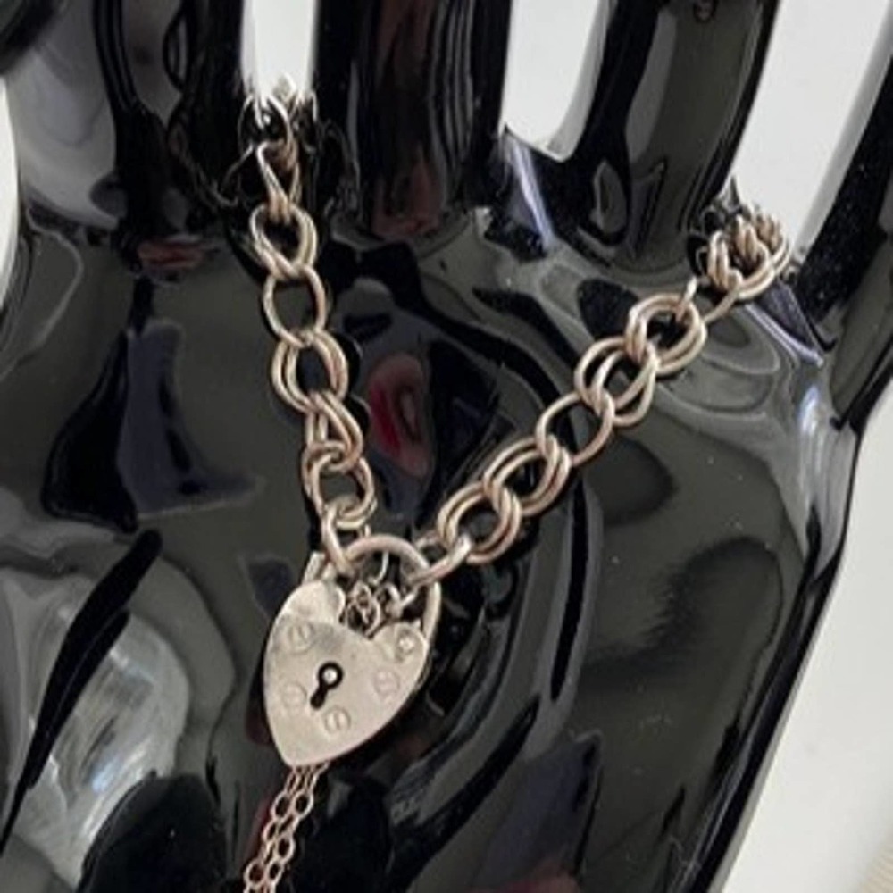 Vintage Sterling Silver Heart Clasp Lock Padlock Charm Bracelet LOCKET